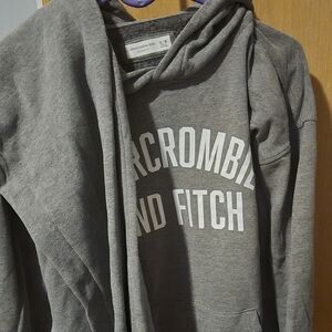 Abercrombie sweatsuit